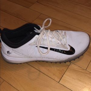 Women’s Nike Alpha Huarache 7 Pro turf shoes